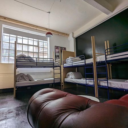 Rock N Bowl Hostel Bristol Exterior photo